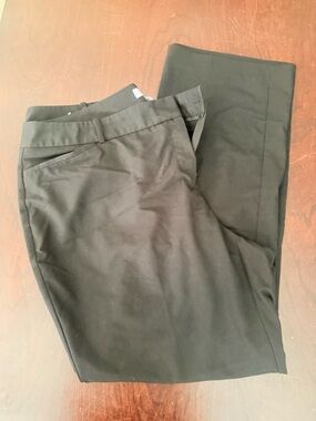 Liz Claiborne Black Straight Leg Women's Pants